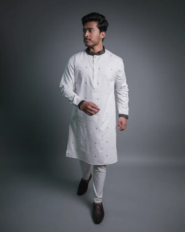 Jacquard Punjabi - White - Crest