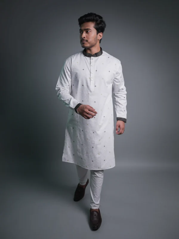 Jacquard Punjabi - White - Crest